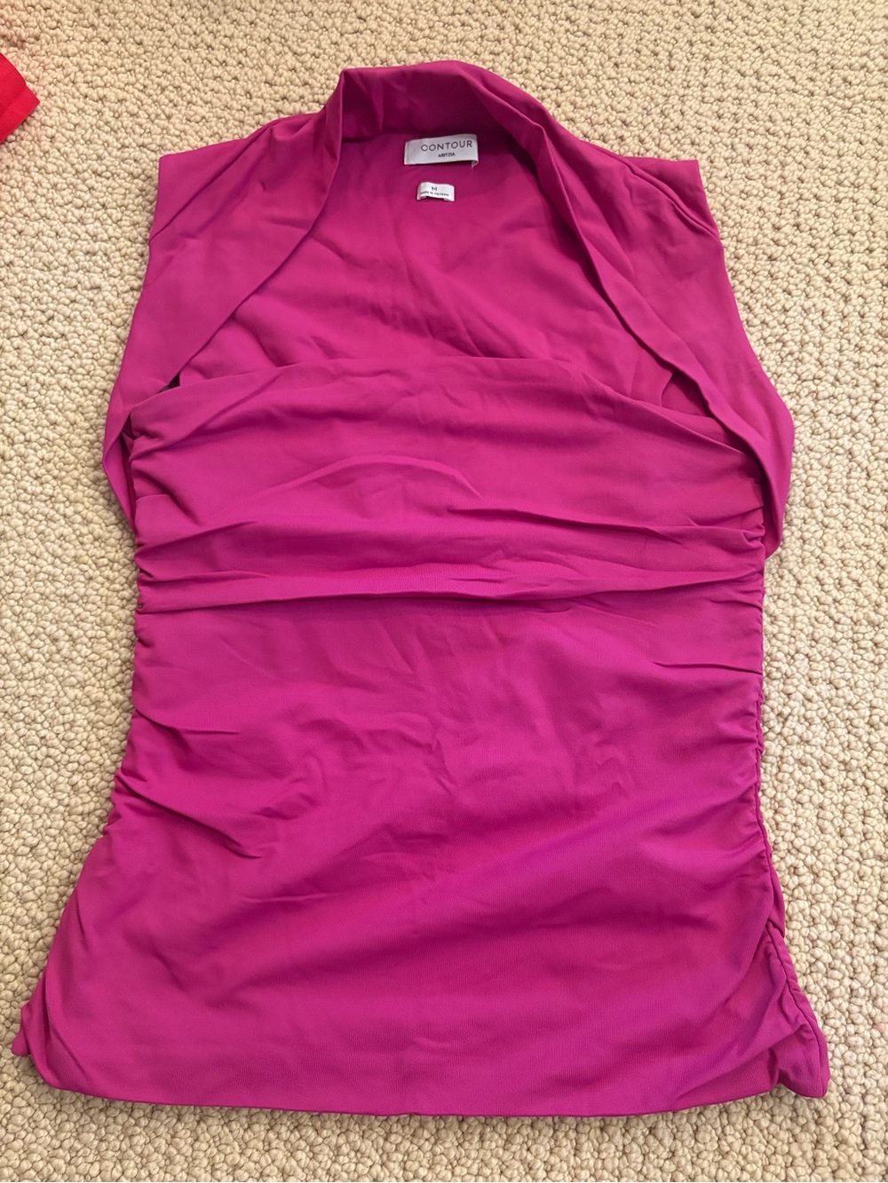 Aritzia Contour Sleeveless Top in Bright Fuchsia